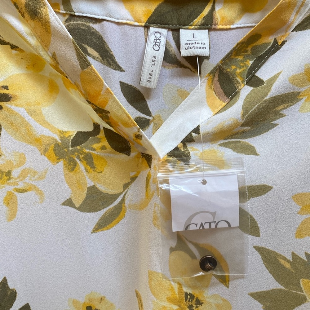 Cato Chiffon Tunic V-neckline Roll-tabs sleeve / Large - Picture 8 of 15